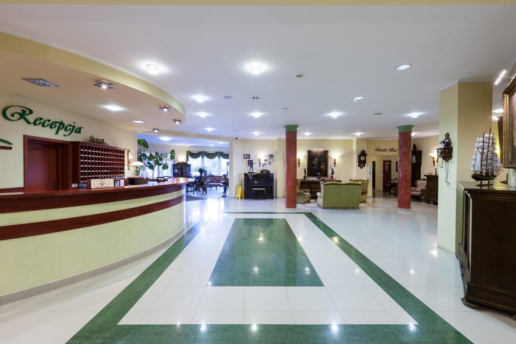 Bursztyn - Bernstein Spa & Wellness Dabki Bagian luar foto