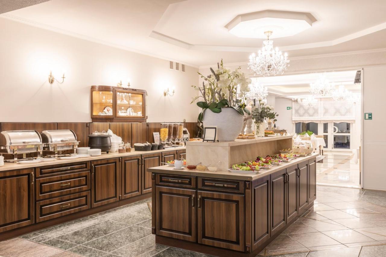 Bursztyn - Bernstein Spa & Wellness Dabki Bagian luar foto